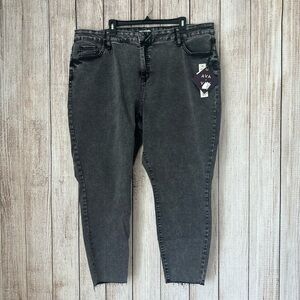 Ava & Viv Women's Gray Skinny Jeans